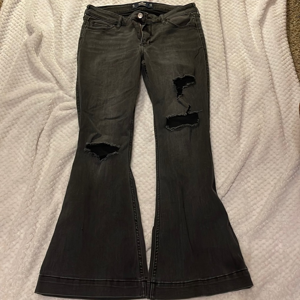 Hollister 9S low-rise flare jeans